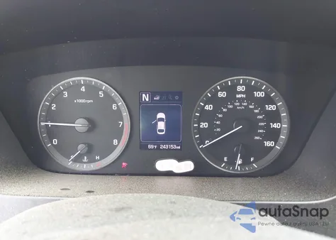 2017 Hyundai Sonata z USA, uszkodzony, nr VIN 5NPE24AF5HH541392